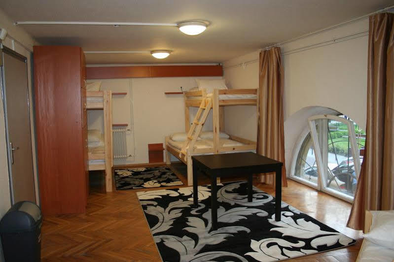 Hostel Walking Bed Budapest Downtown Zewnętrze zdjęcie
